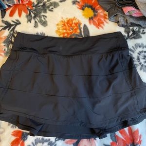 Lululemon Pace rival mid rise skirt!!